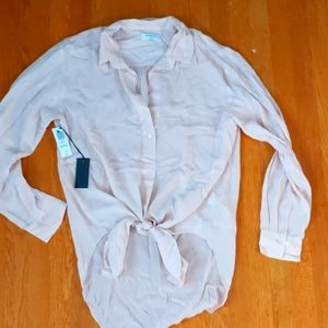 Aritzia front tie blouse